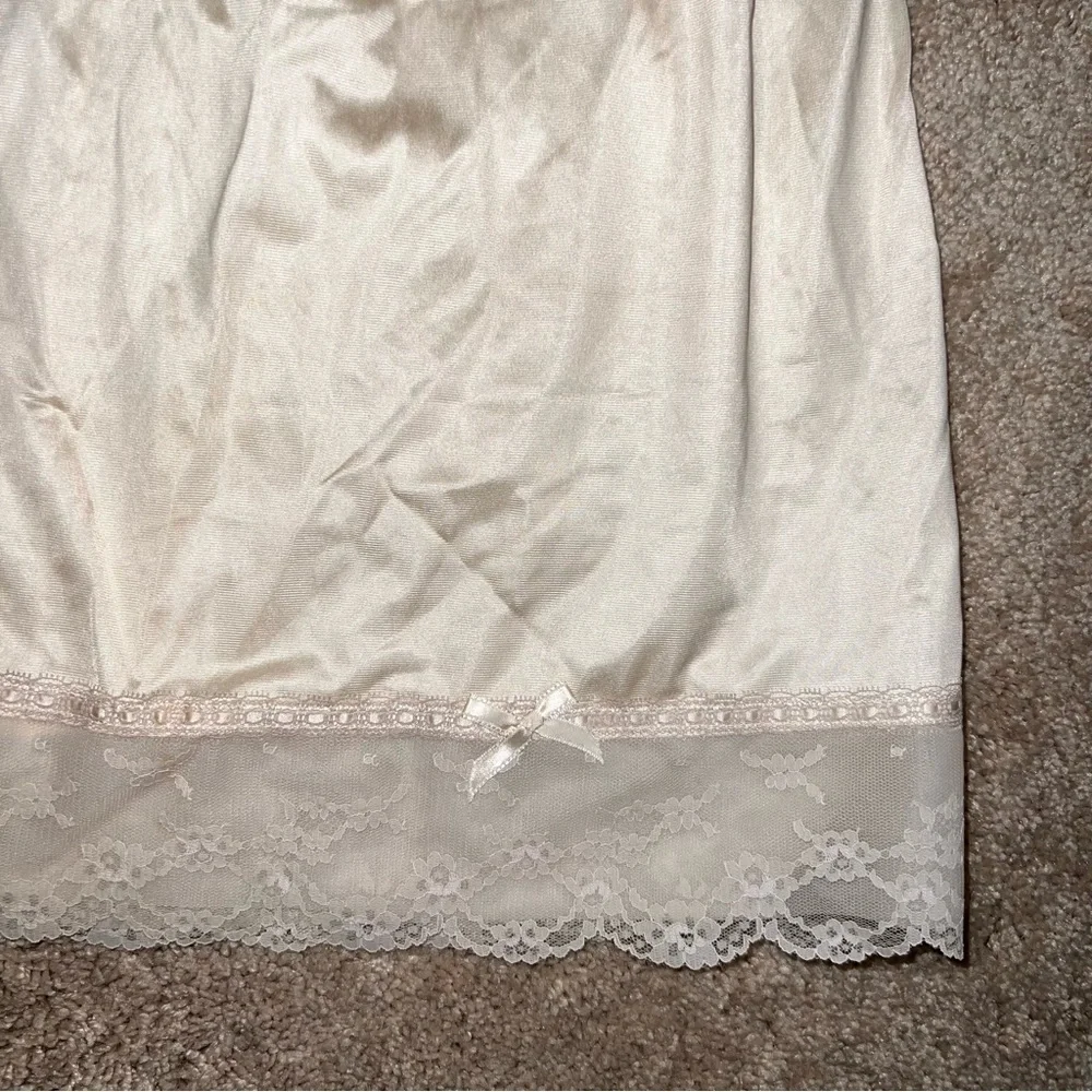 Vintage Kayser Cream Half Slip with Lace Hem and Bow Size Medium
